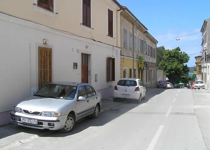 Apartments With Wifi Pula - 13822
